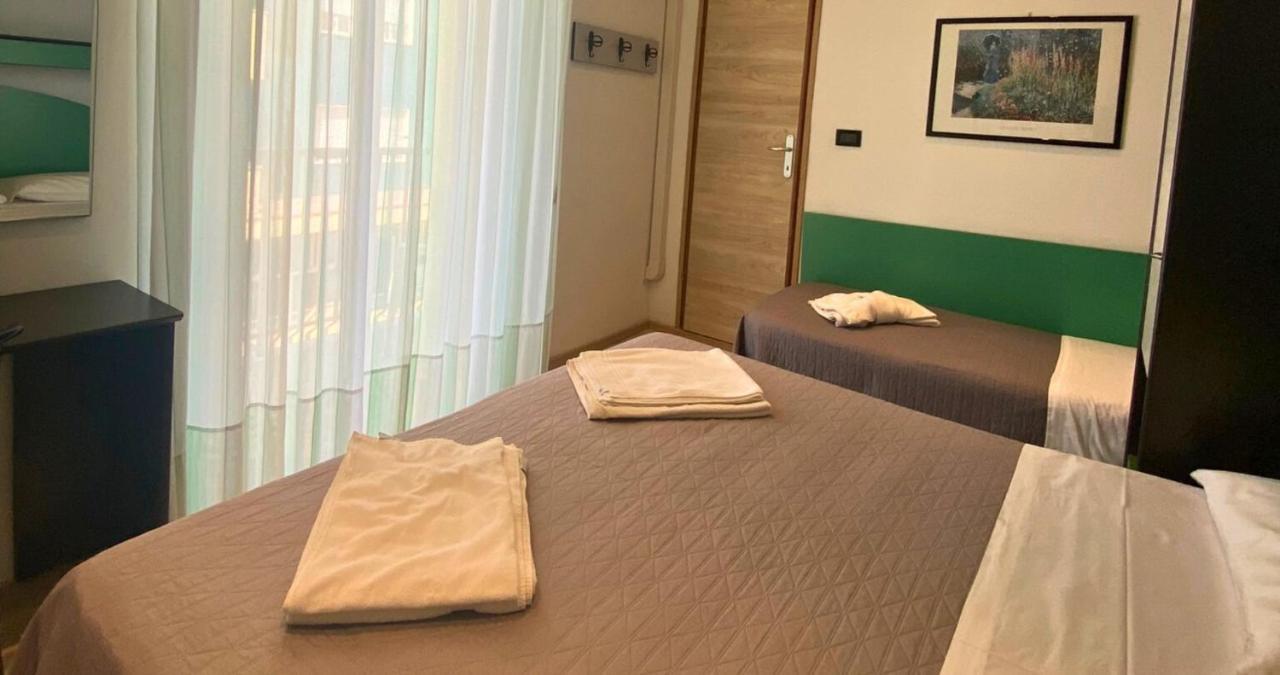 Hotel Tre Stelle Rimini Exteriér fotografie