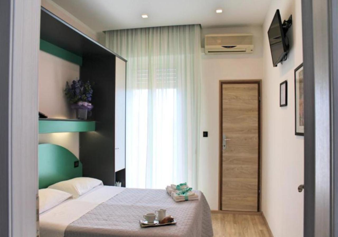 Hotel Tre Stelle Rimini Exteriér fotografie